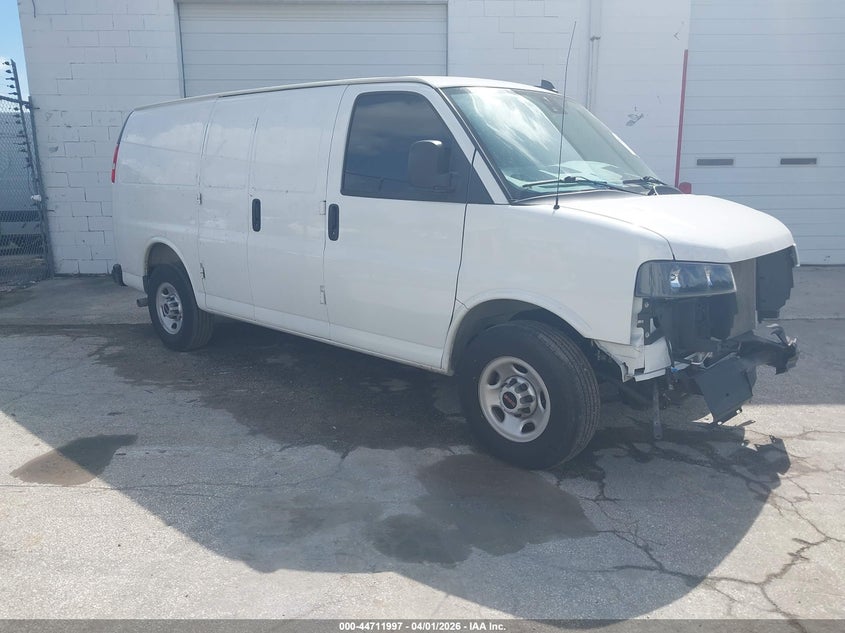 Vin: 1gtw7afp5s1140820, lot: 45209142, gmc savana cargo rwd 2500 regular wheelbase work van 2025 img_1