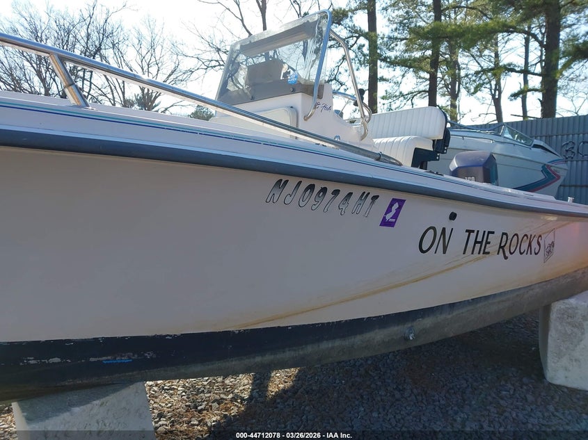 1994 WELLCRAFT WATERCRAFT auction photo 6