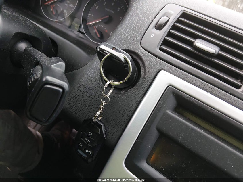 2010 Volvo S40 2.4I VIN: YV1390MS1A2504572 Lot: 44712344