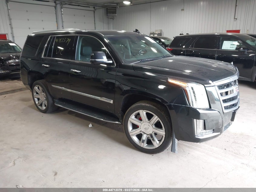 2016 Cadillac Escalade Luxury Collection