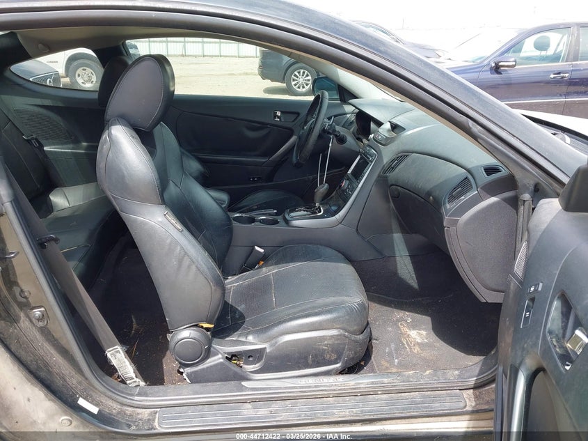 2012 Hyundai Genesis 3.8 Track