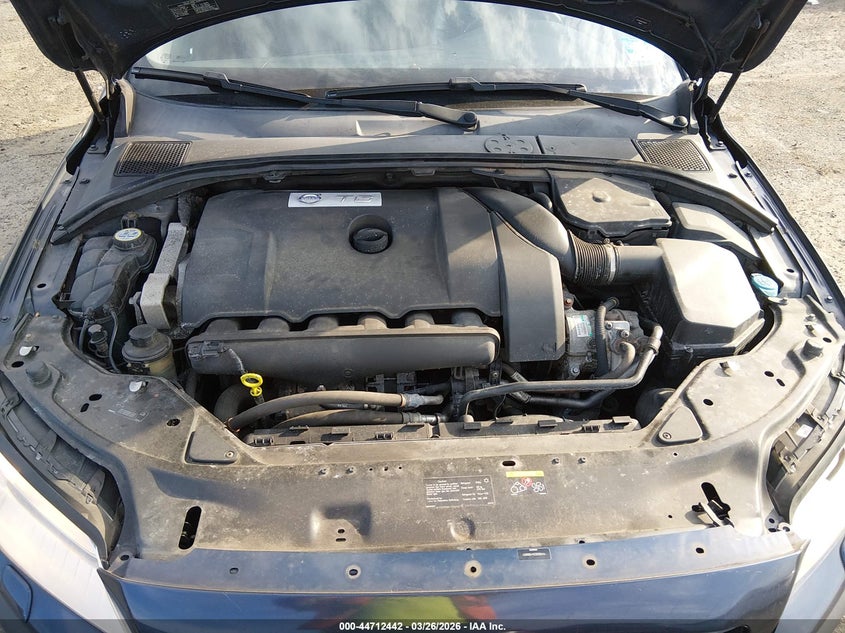 2010 Volvo Xc70 T6 VIN: YV4992BZ6A1089831 Lot: 44712442