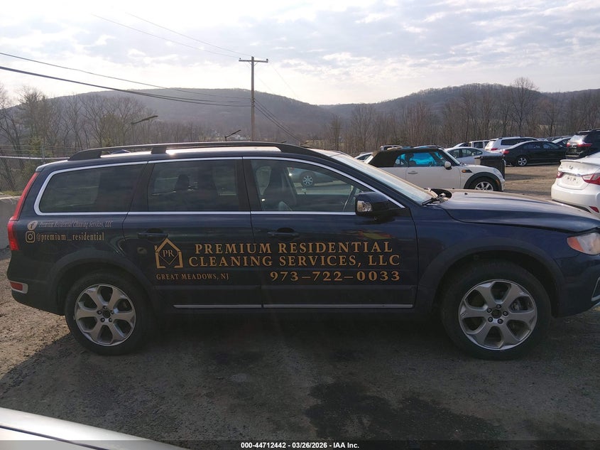 2010 Volvo Xc70 T6 VIN: YV4992BZ6A1089831 Lot: 44712442