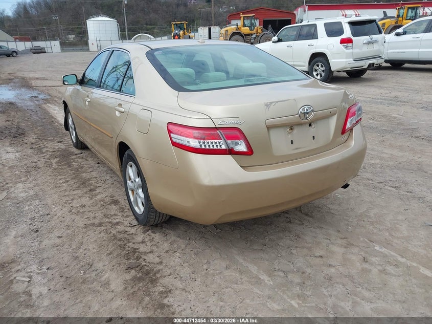 2011 Toyota Camry Le