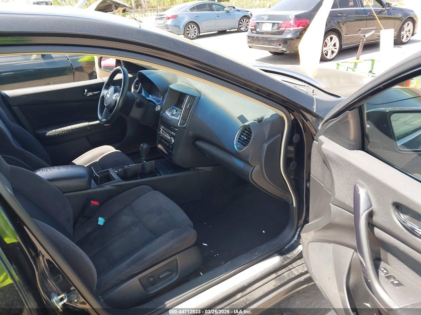 2014 Nissan Maxima 3.5 S/3.5 Sv