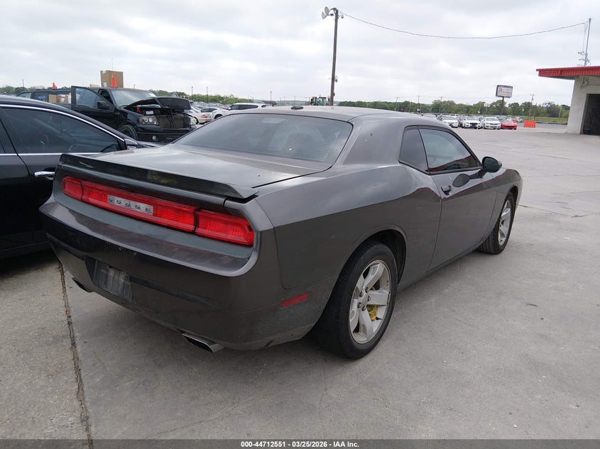 Vin: 2c3cdyag7eh294337, lot: 45209701, dodge challenger sxt 20144