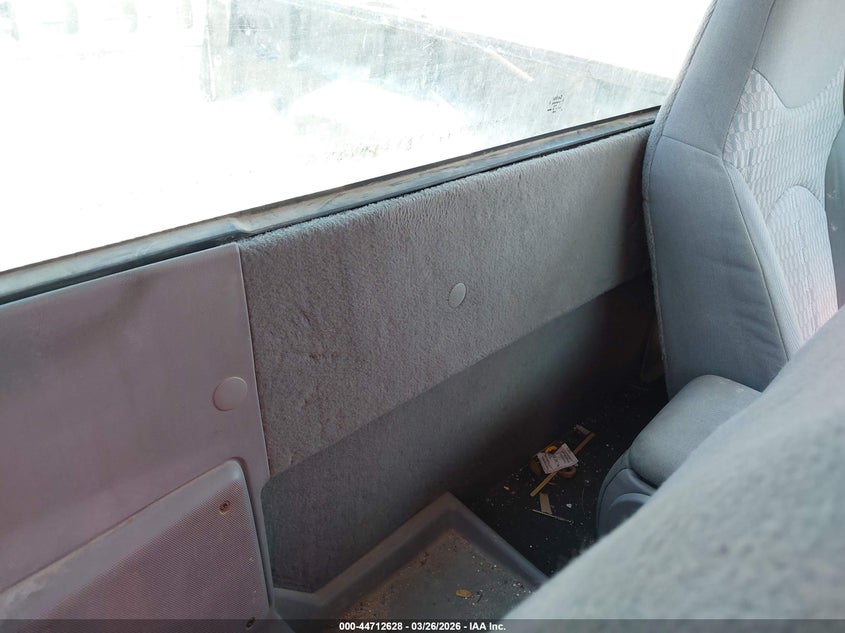 2001 Mazda B3000 Ds/Se VIN: 4F4YR12U51TM08838 Lot: 44712628