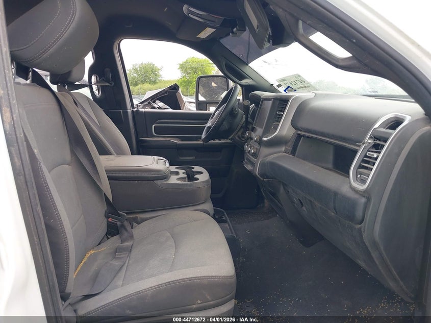 2024 Ram 2500 Big Horn 4X4 6'4 Box