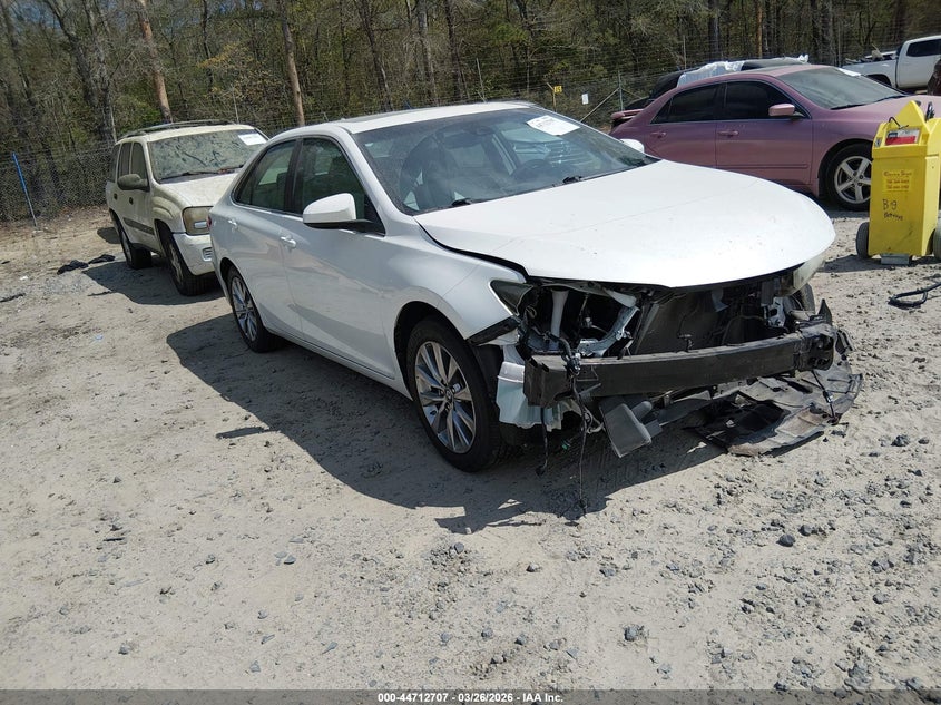 2016 Toyota Camry Xle