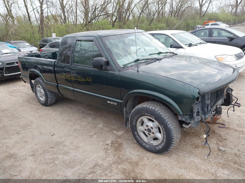 2002 Chevrolet S-10 Ls