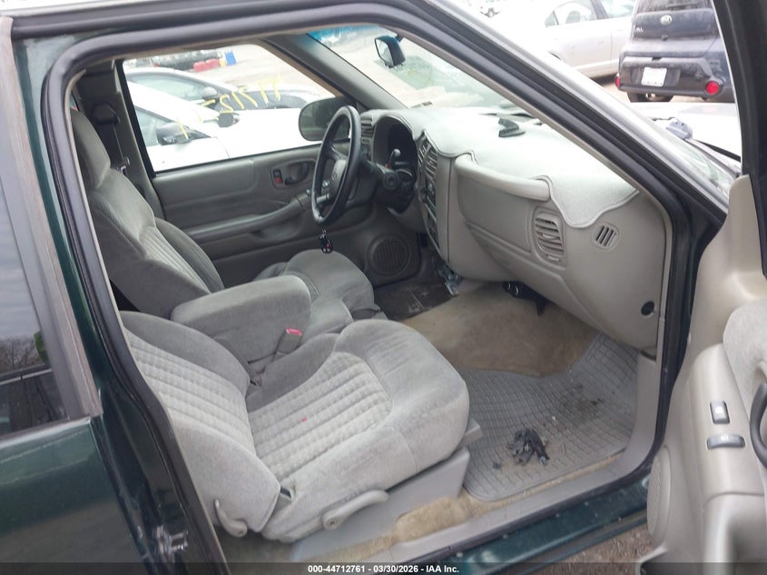 2002 Chevrolet S-10 Ls