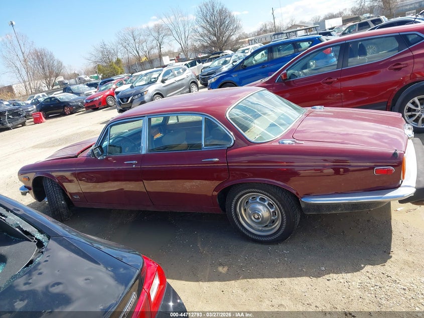 1977 Jaguar S-Type VIN: JBVLV49C109911 Lot: 44712793