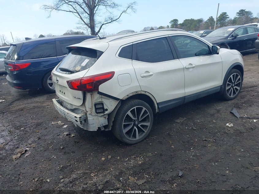 2017 Nissan Rogue Sport Sl