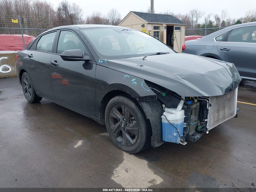 2023 Hyundai Elantra Sel