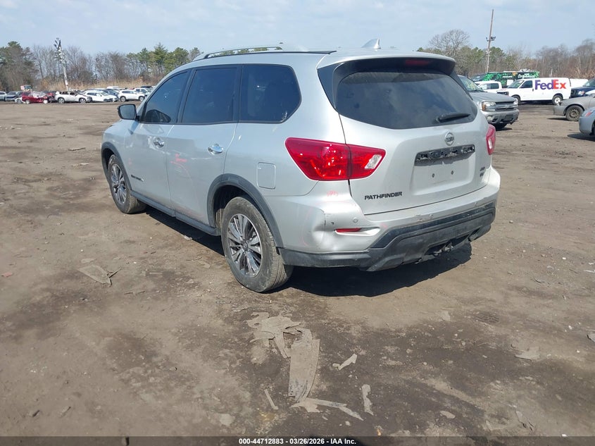 2019 Nissan Pathfinder Sv