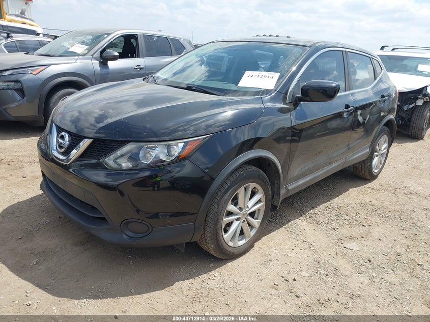 2017 Nissan Rogue Sport S