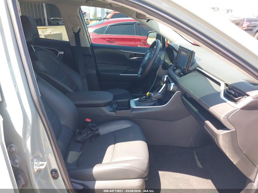 2022 Toyota Rav4 Xle Premium