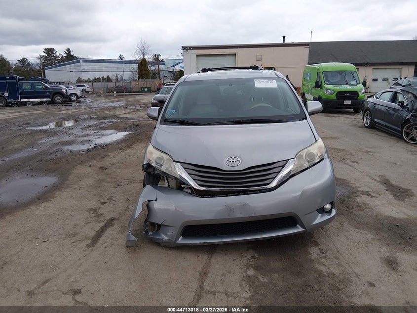 2013 TOYOTA SIENNA VAN 3.5L V-6 DOHC, VVT, 266HP