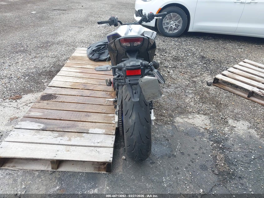 2024 Yamaha Mt09 Sp VIN: JYARN95E5RA000483 Lot: 44713092