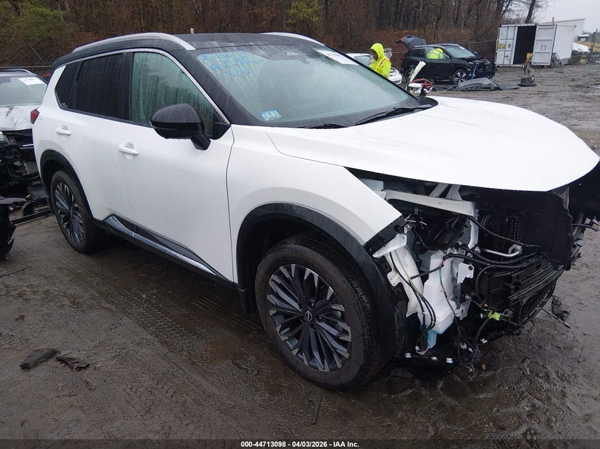 2024 Nissan Rogue Platinum Intelligent Awd