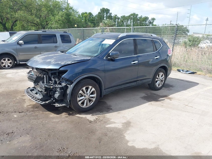 2016 Nissan Rogue Sv