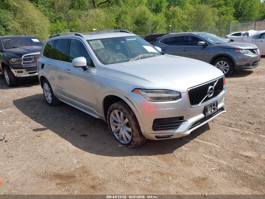 2016 VOLVO XC90 T6 MOMENTUM
