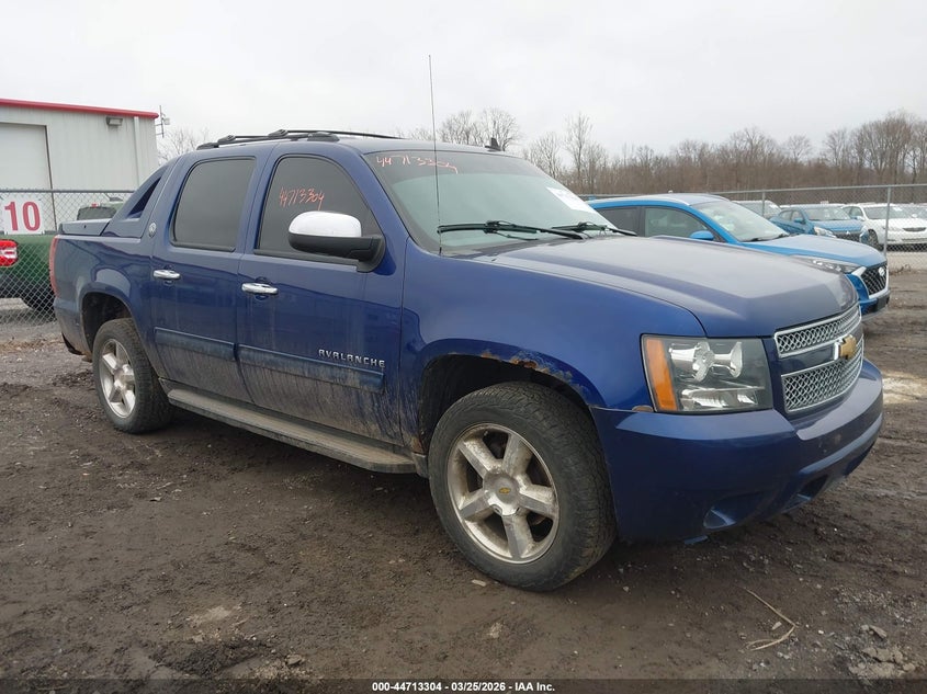 2013 Chevrolet Avalanche Ls