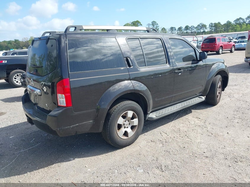 2011 Nissan Pathfinder S