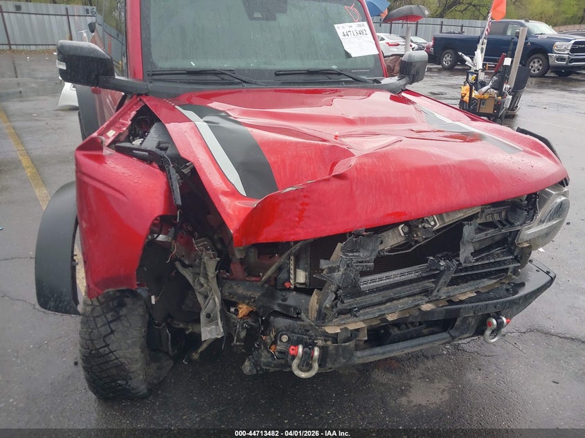 2021 FORD BRONCO auction photo 6