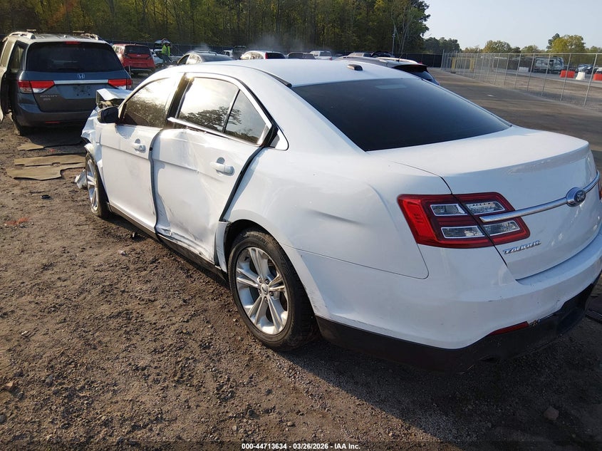 Vin: 1fahp2d81kg101428, lot: 45210784, ford taurus se 20193