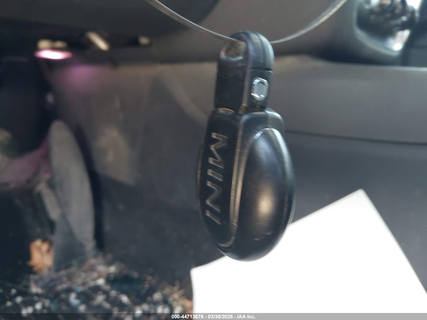 2017 Mini Clubman Cooper VIN: WMWLN5C36H2E33873 Lot: 44713676