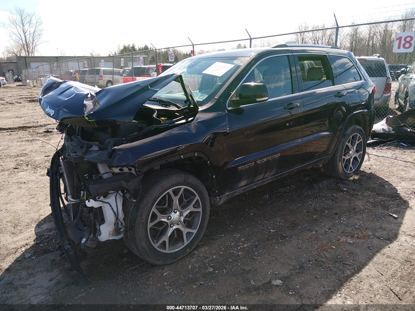 1C4RJFBG3JC376337 2018 Jeep Grand Cherokee Sterling Edition 4x4 photo 1