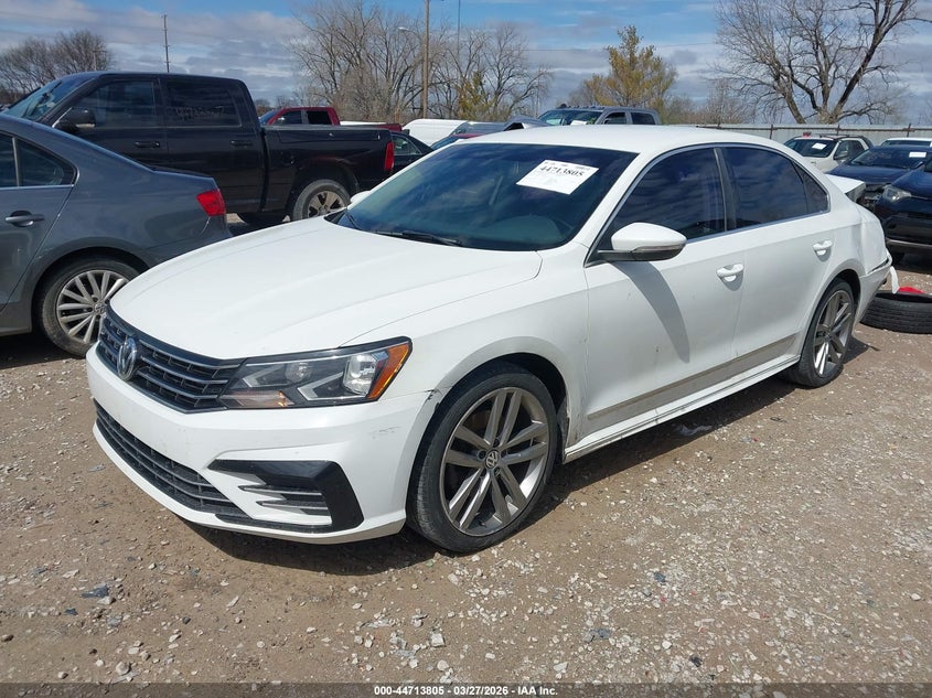 2016 Volkswagen Passat 1.8T R-Line