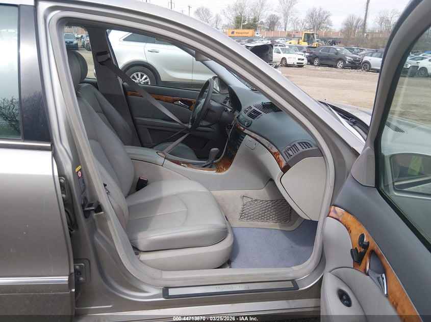 2003 Mercedes-Benz E 320