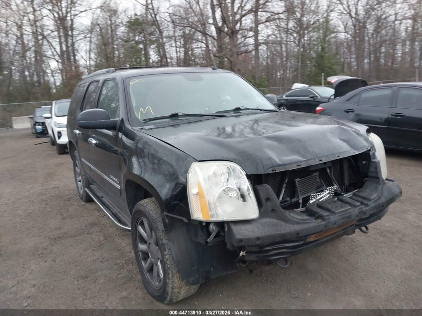 2011 GMC YUKON DENALI