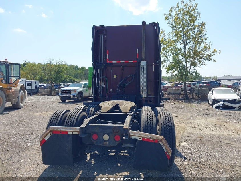 2002 FREIGHTLINER CONVENTIONAL auction photo 8