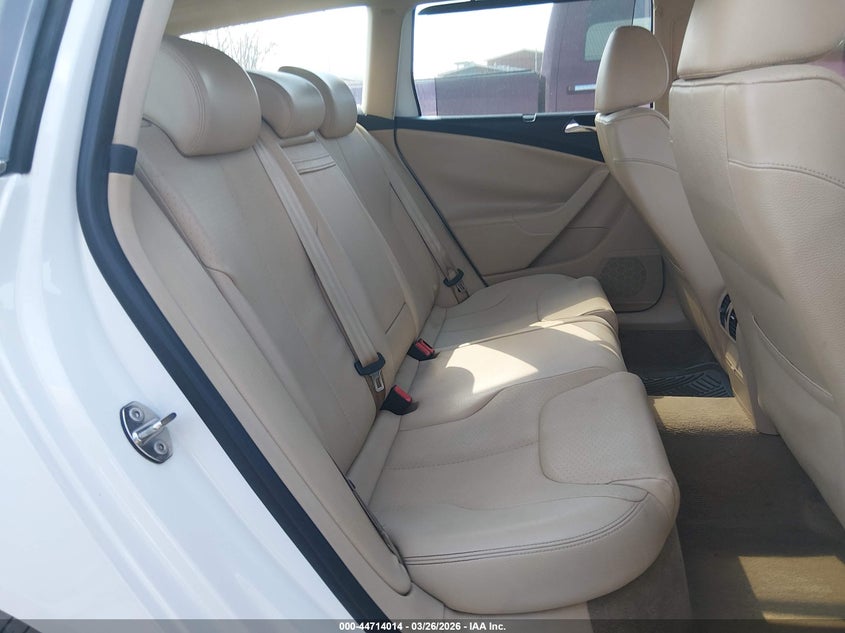 2008 Volkswagen Passat Komfort VIN: WVWLK73CX8E194864 Lot: 44714014