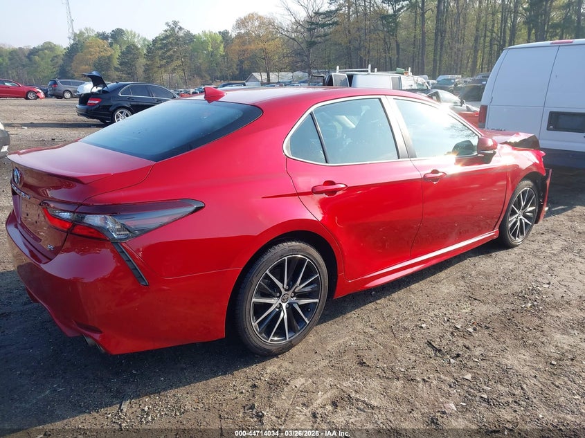 2022 Toyota Camry Se