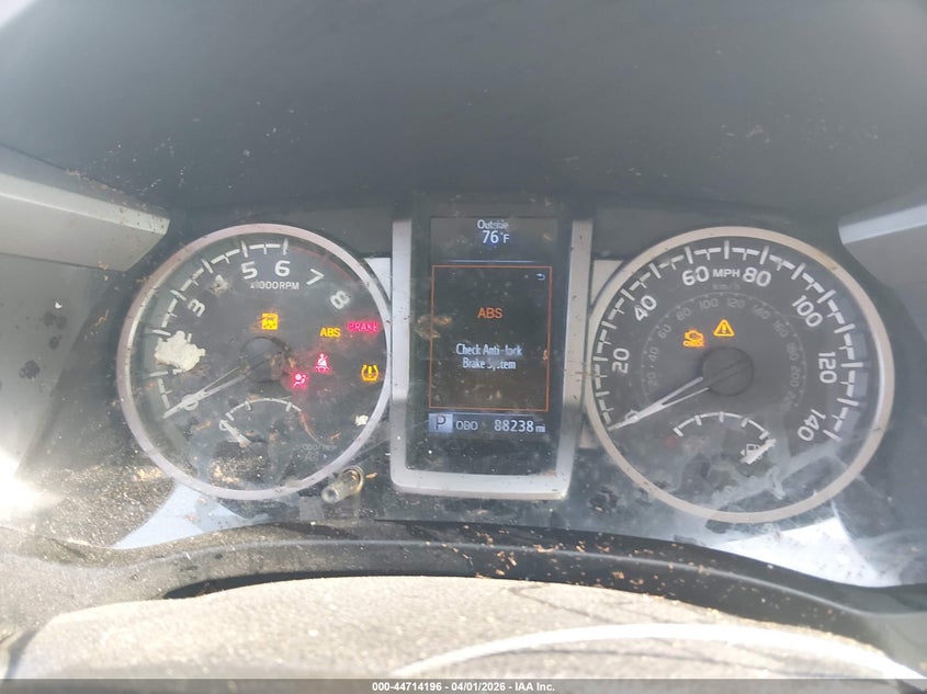 VIN 5TFAZ5CNXKX082425 2019 TOYOTA TACOMA SR5 V6