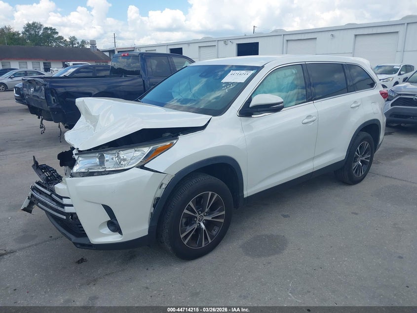 2019 Toyota Highlander Le