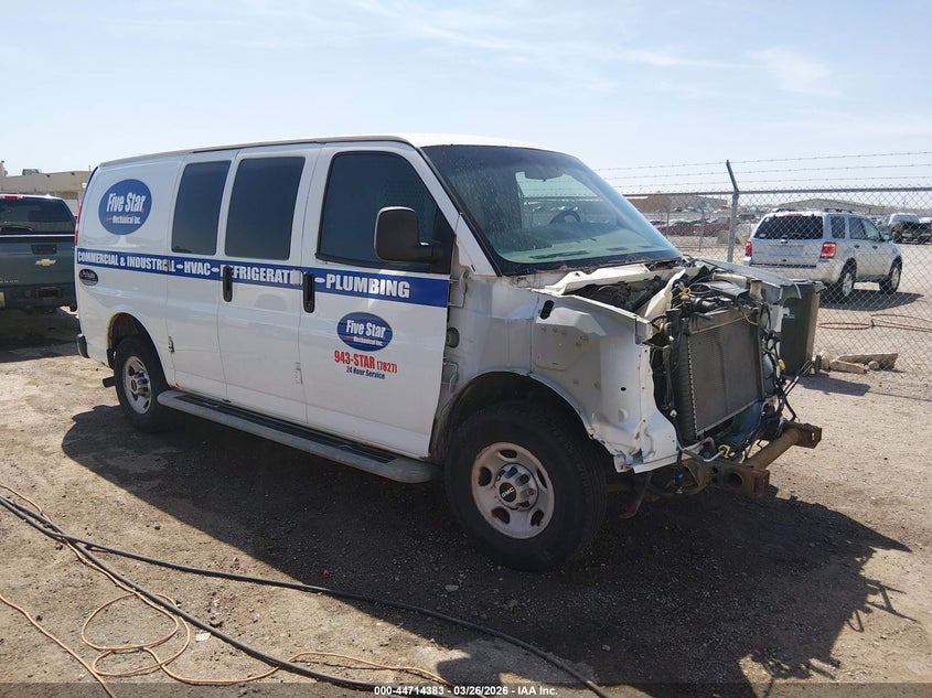 2014 GMC SAVANA 2500 auction photo 1