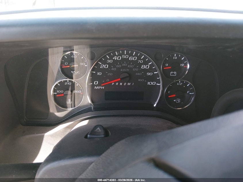 2014 GMC SAVANA 2500 auction photo 7