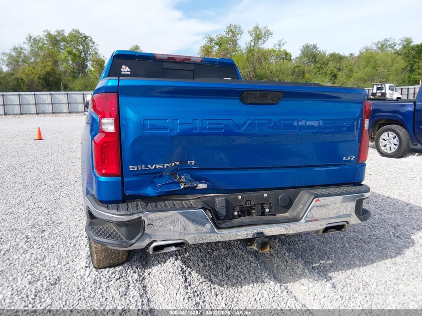 2022 CHEVROLET SILVERADO 1500 5.3L V-8 DI, VVT, 35(VIN: 1GCUDGED4NZ593486