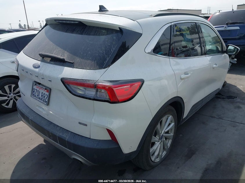 2021 Ford Escape Titanium Hybrid