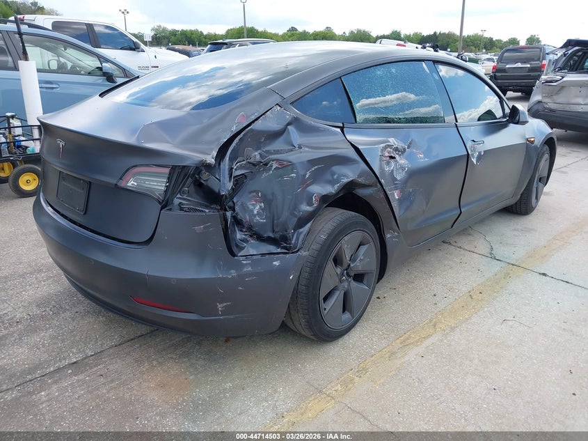 2022 Tesla Model 3 Long Range Dual Motor All-Wheel Drive