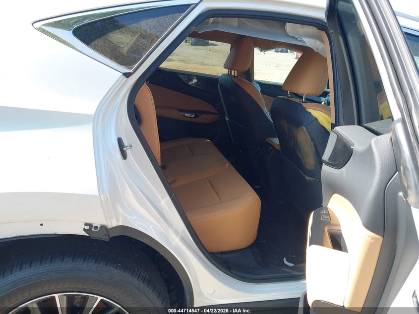 2025 LEXUS NX 250 auction photo 8