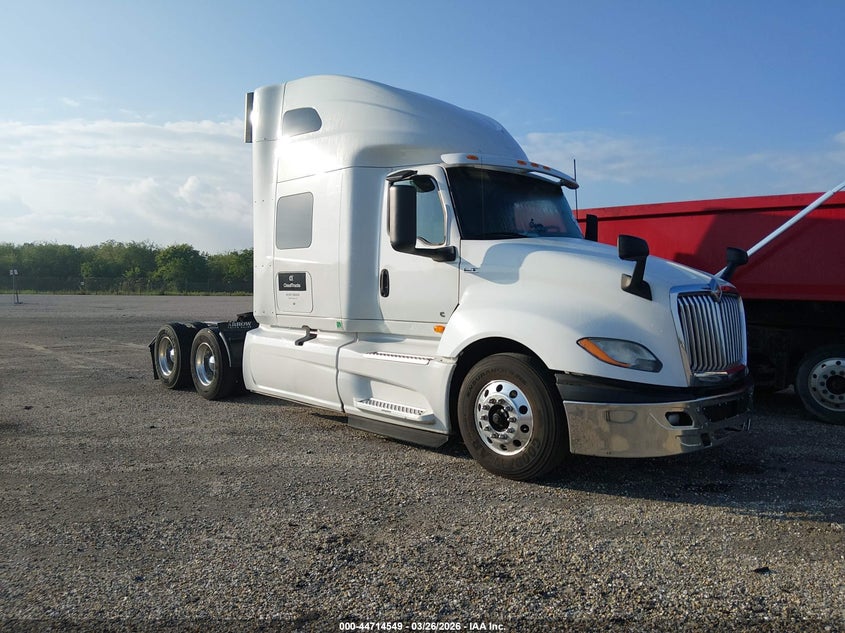 2019 INTERNATIONAL LT