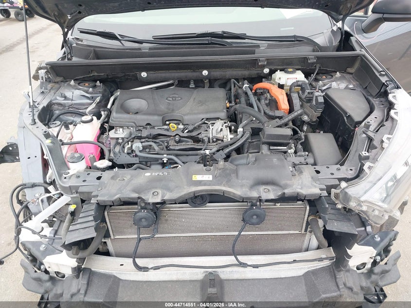 VIN JTMLWRFV1KD511764 2019 TOYOTA RAV4 HYBRID LE
