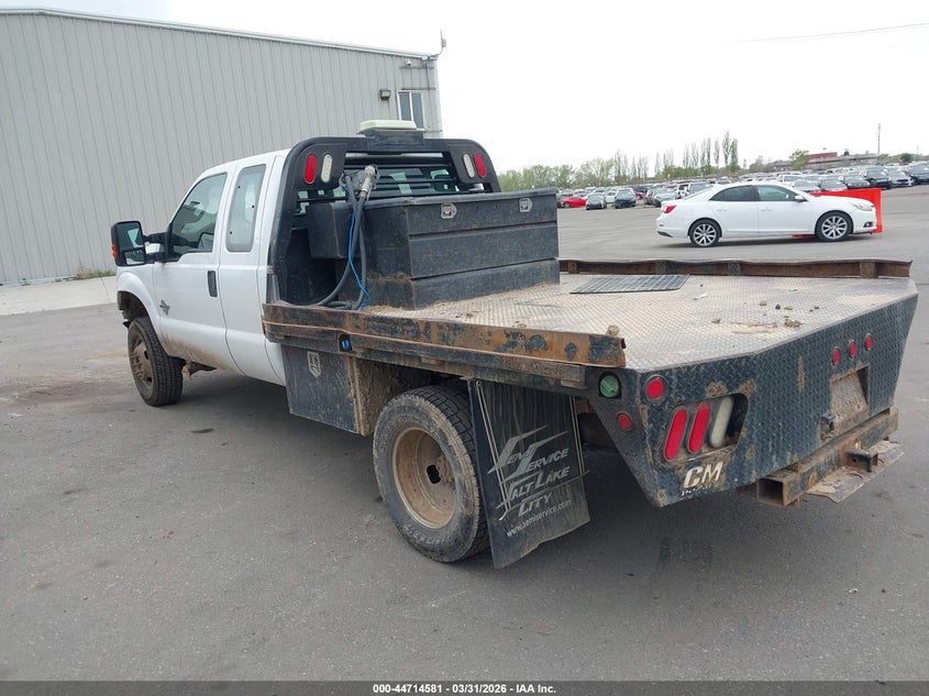 2015 Ford F-350 Chassis Xl