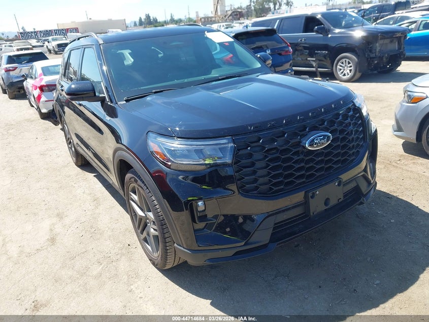 2025 Ford Explorer St-Line